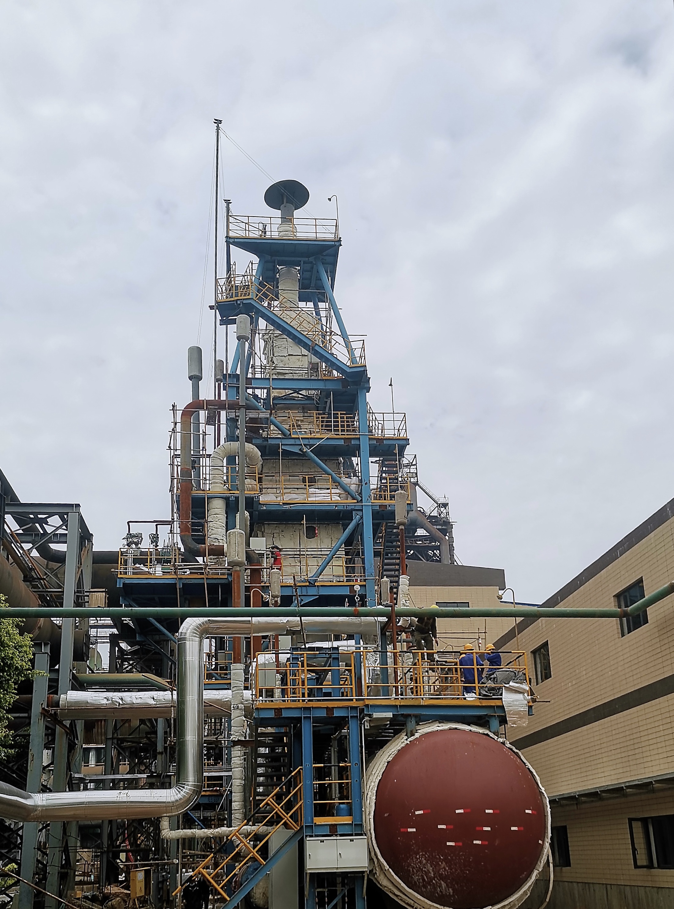 18MW低溫余熱發電工程蒸汽過熱爐項目開車成功